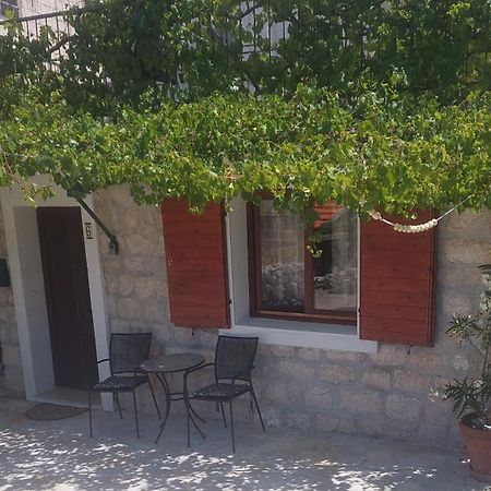 Studio Apartment Sfinga Trogir Exterior foto